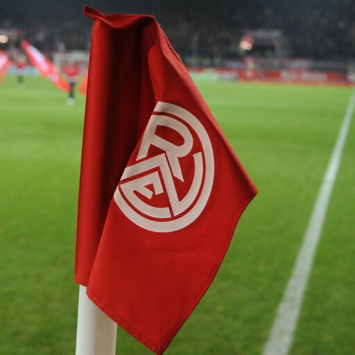 Rot-Weiss gegen Düsseldorf unter Flutlicht