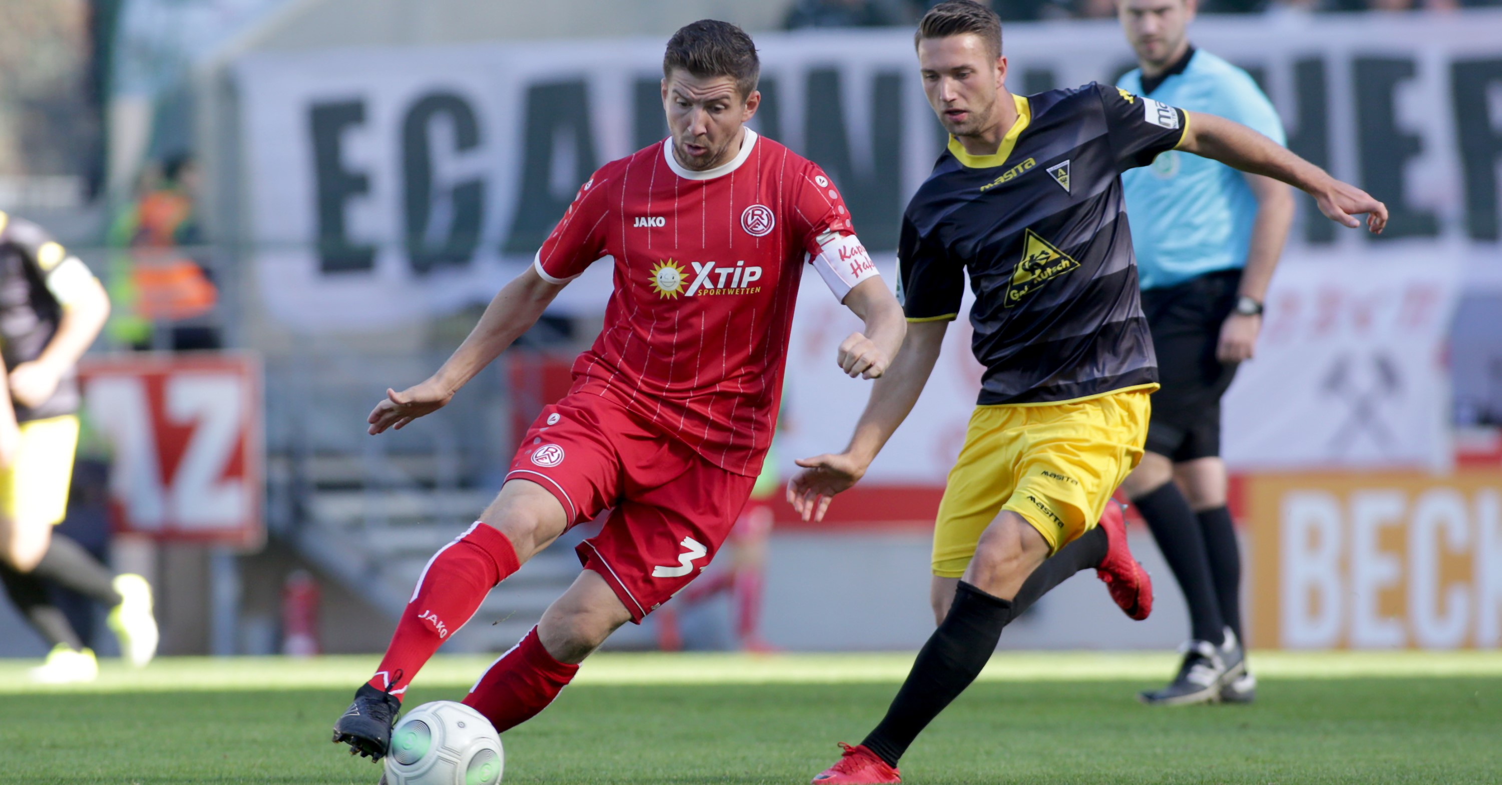 Mit 0:1 unterlagen die Rot-Weissen der Aachener Alemannia an der Hafenstraße. (Foto: Endberg)