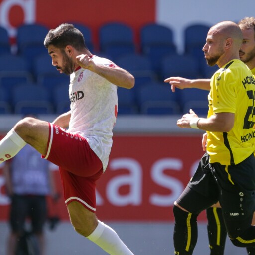 Yesil kickte schon für Liverpool