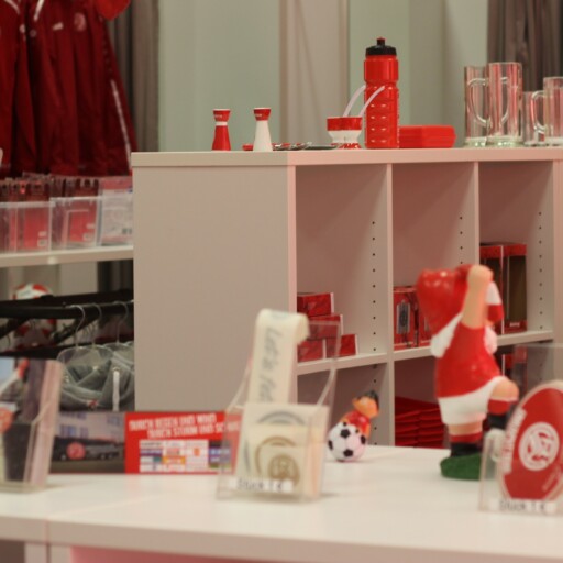 Fanshop: Mittwoch (09.12.) geänderte Öffnungszeiten