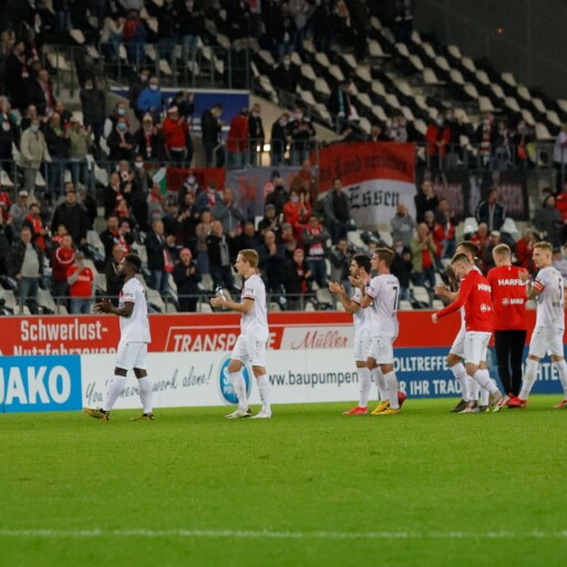 RWE prüft mögliche Zuschauerzulassung zum letzten Heimspiel der Saison
