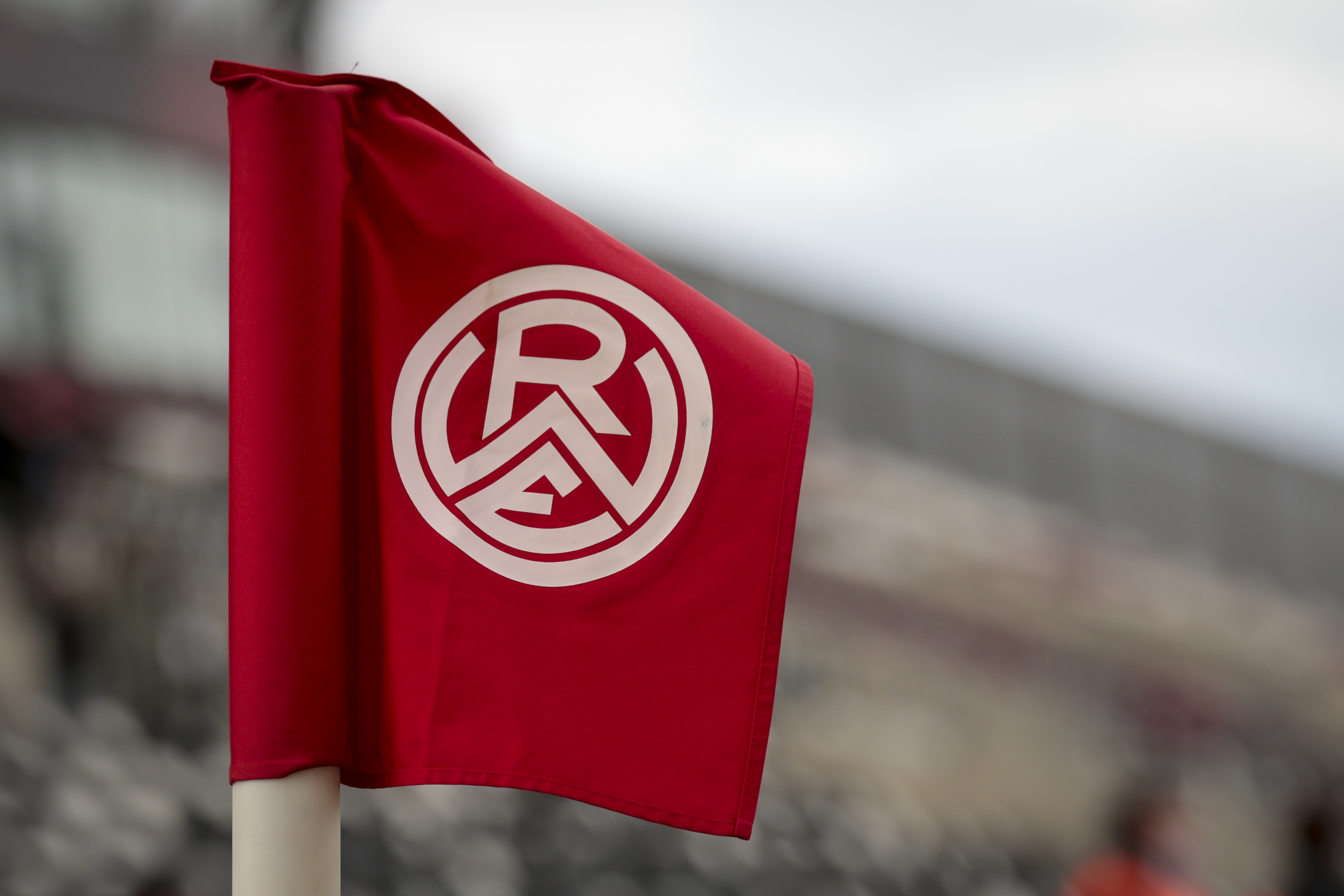 Partieausfall: Das Spiel zwischen Rot Weiss Ahlen und Rot-Weiss Essen am kommenden Samstag um 14.00 Uhr kann witterungsbedingt nicht stattfinden.