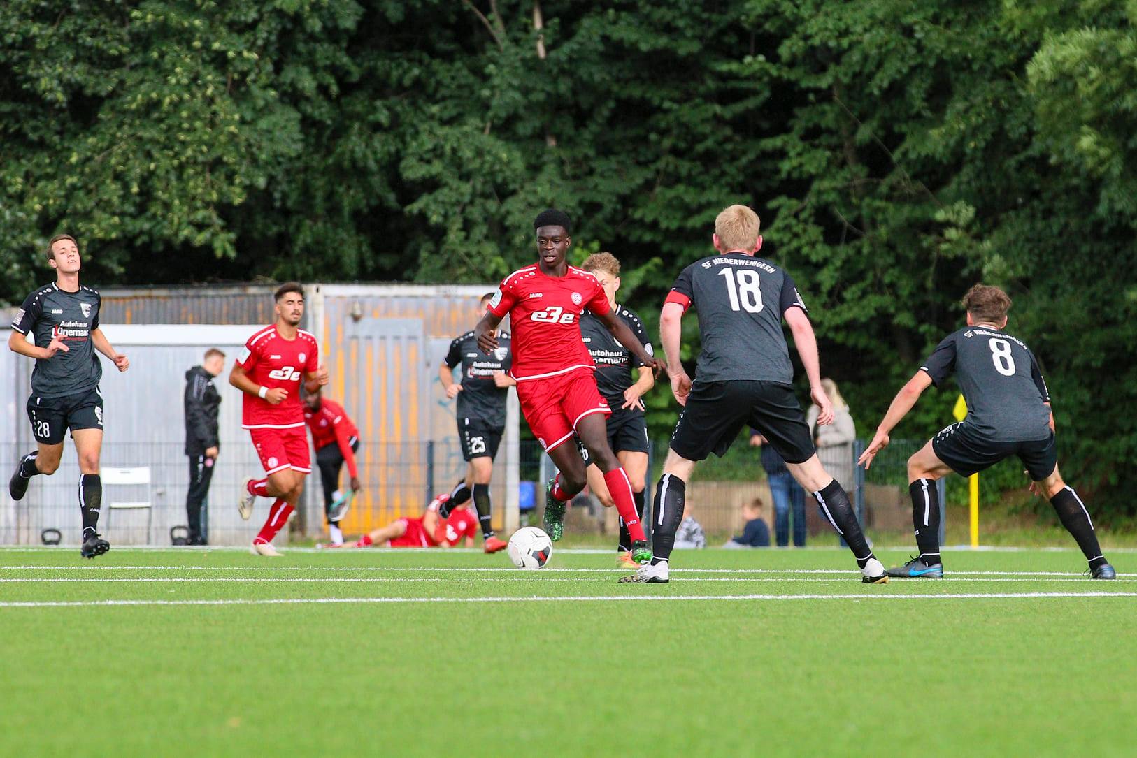Die rot-weisse U19 ist erfolgreich in den neuen "NRW-Ligapokal" gestartet. (Archivfoto: Breilmannswiese)