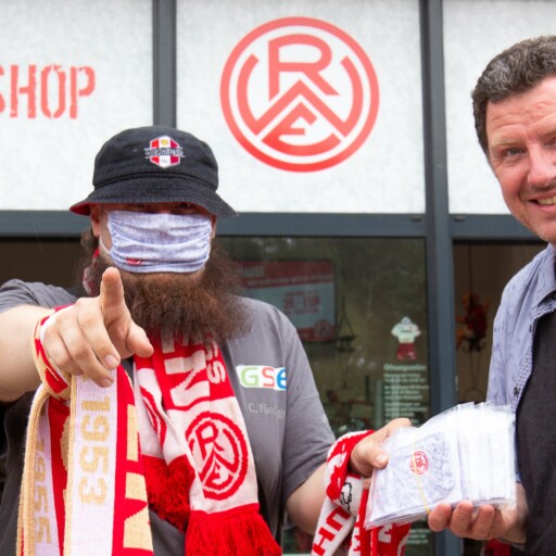 Einmal Atemschutz rot-weiss