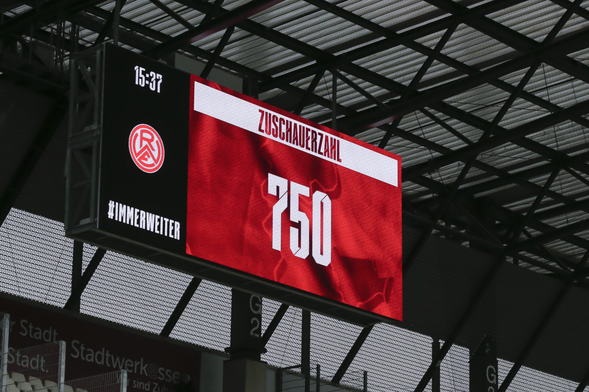 Auch gegen Fortuna Düsseldorf werden 750 Zuschauer im Stadion an der Hafenstraße erlaubt sein.