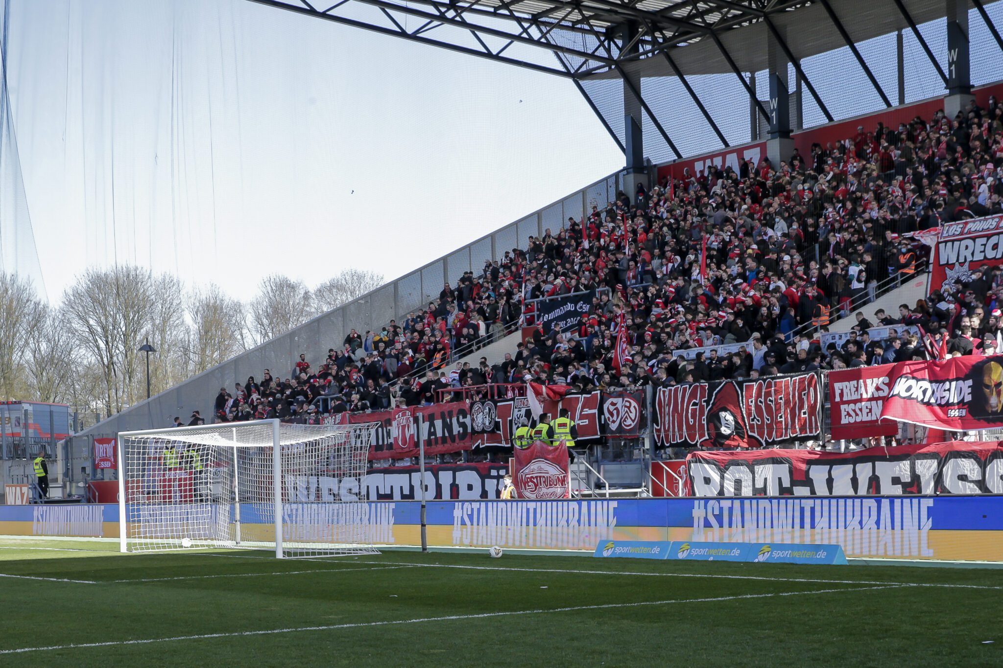 In den Fan-Hinweisen finden RWE-Fans relevante Informationen zum Spieltag.