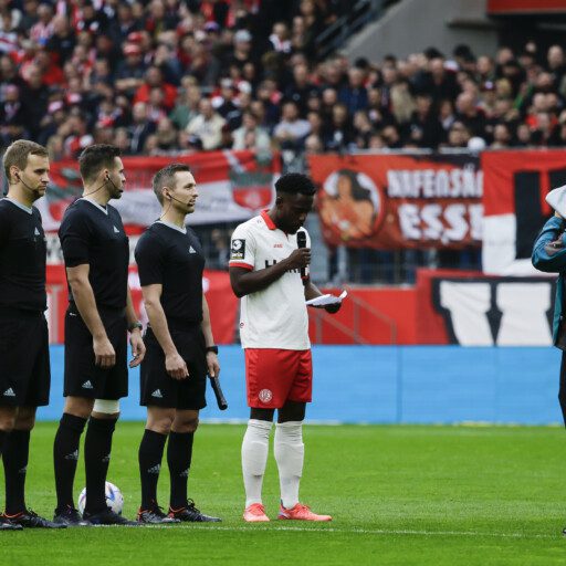Statements vor dem Dynamo-Spiel