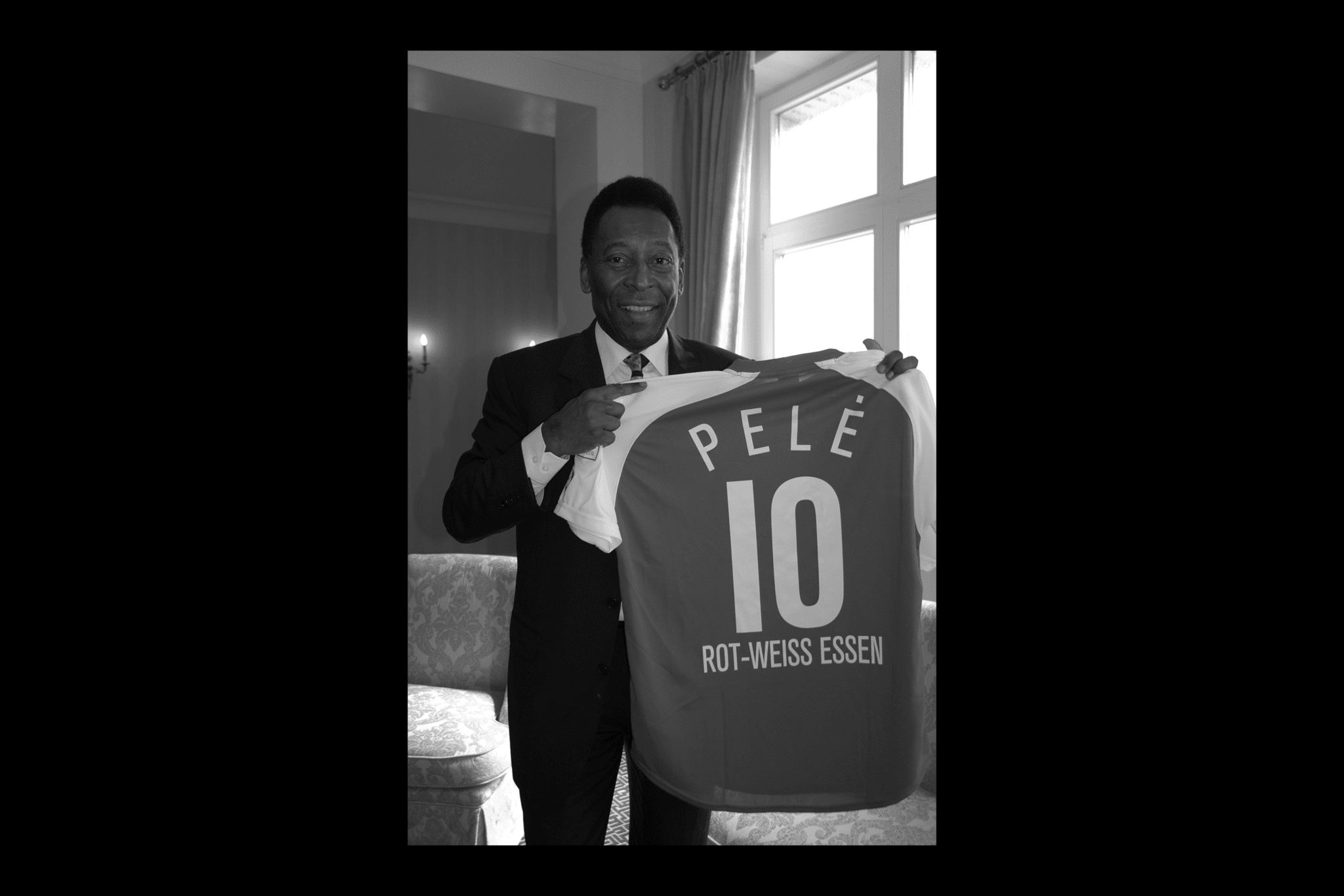 RWE trauert um Fußball-Legende Pele – Rot-Weiss Essen