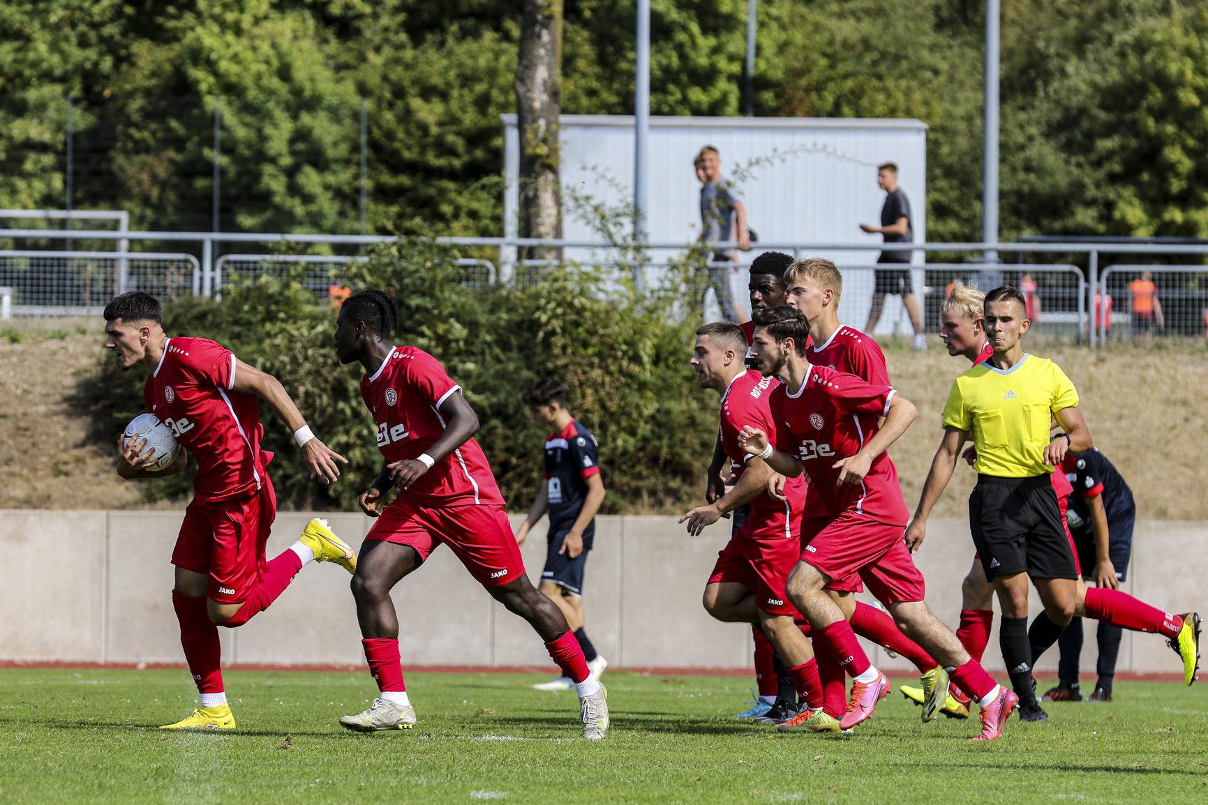 Erfolgreiches Pokal-Wochenende für Rot-Weiss Essens Junioren-Teams.