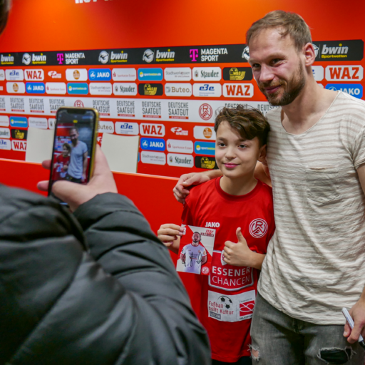 Kinder-Fragestunde mit Felix Herzenbruch