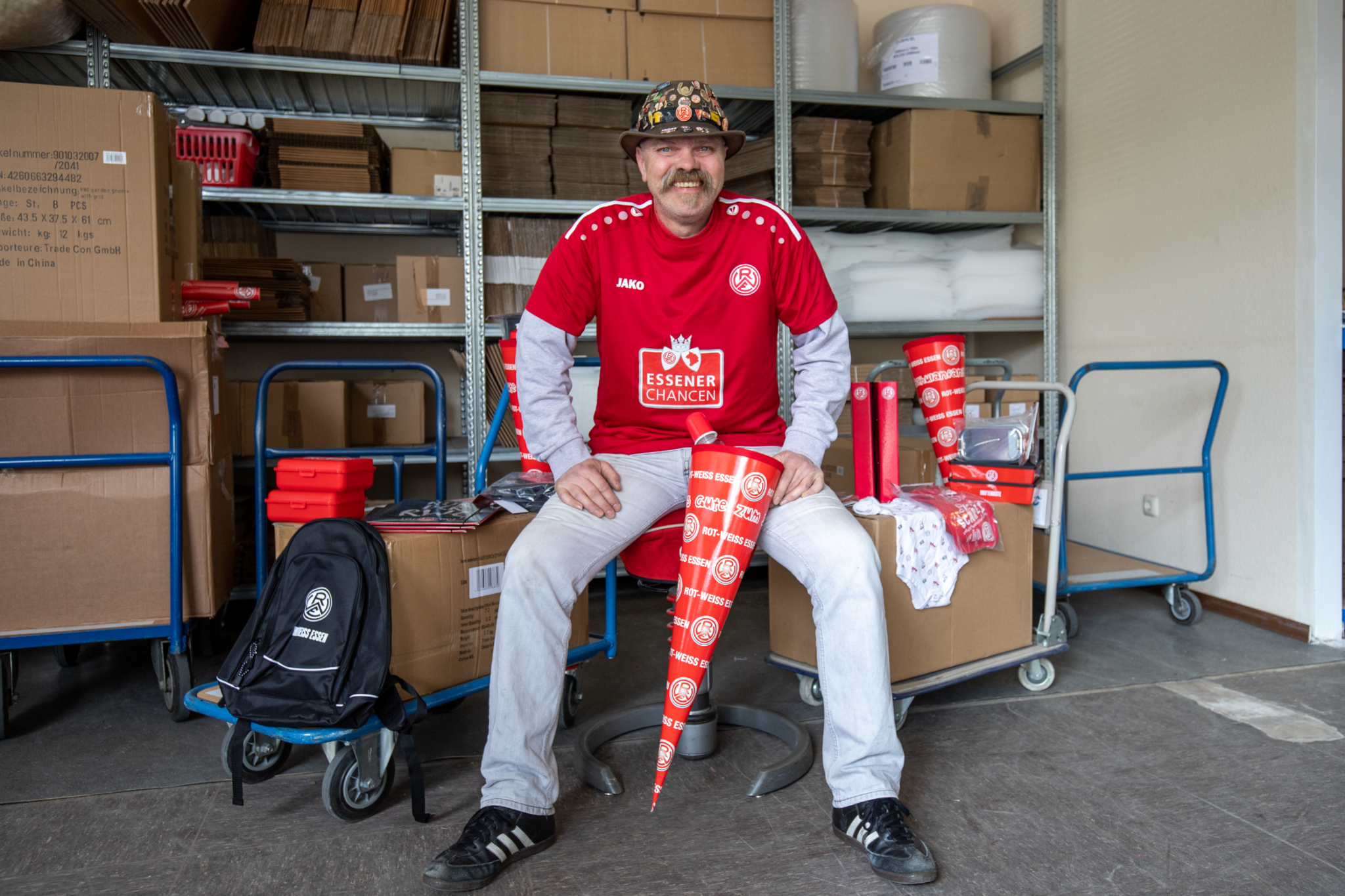 Rot-Weiss Essen Fan und Herzenswünsche-Botschafter Sandy stellt neuen Spendenrekord auf.