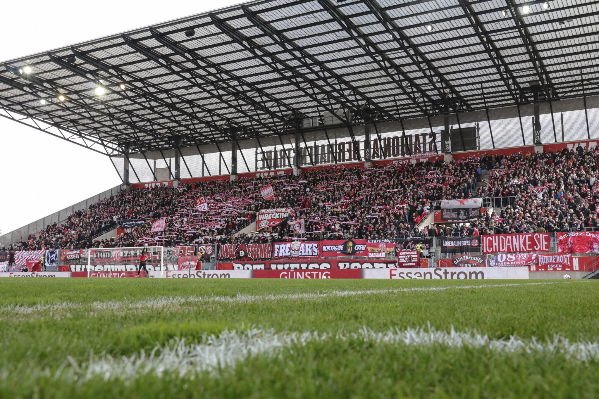 Dauerkarten: Fristverlängerung für bisherige Inhaber – Rot-Weiss Essen