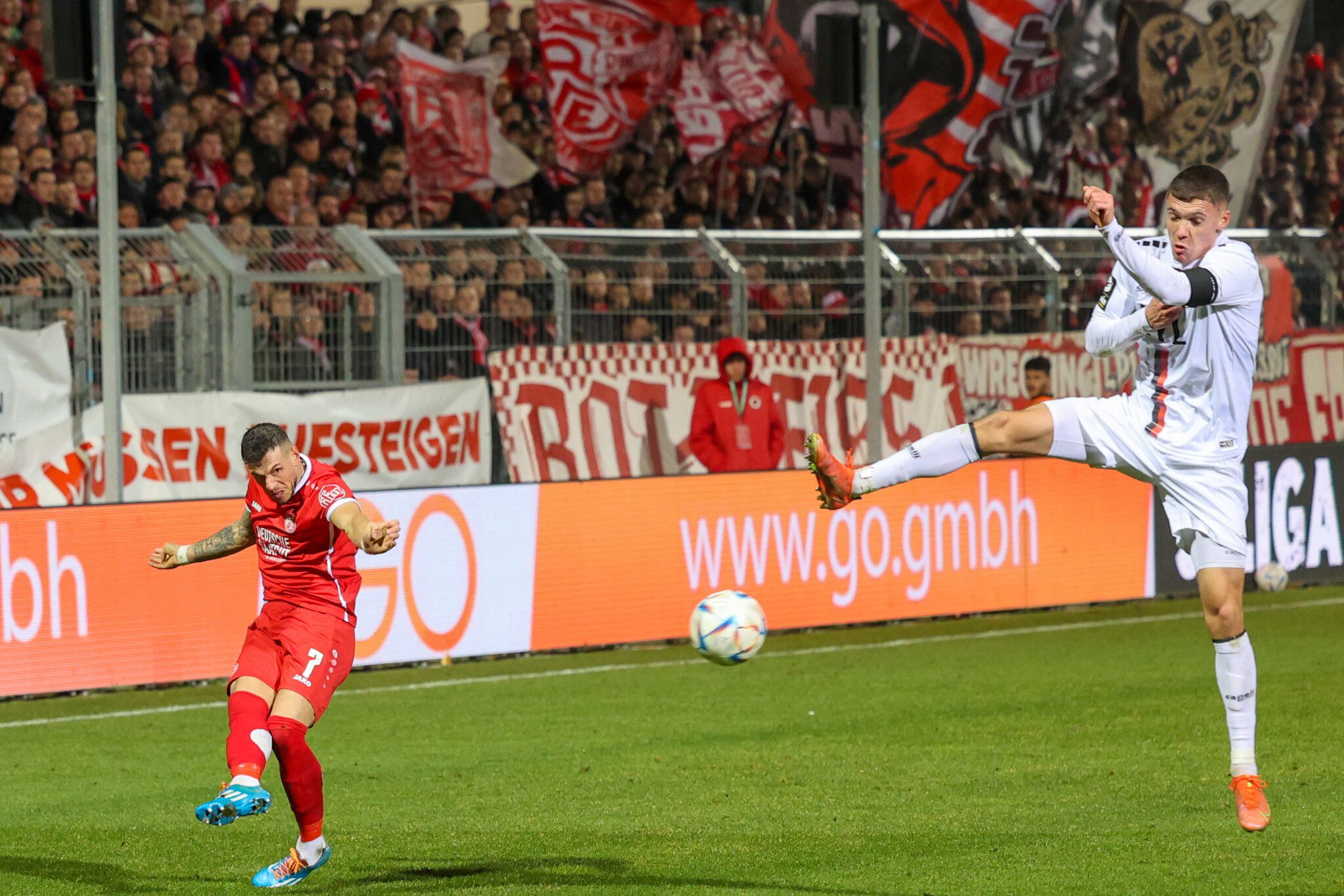 Köln-Karten ab Donnerstag für Mitglieder – Rot-Weiss Essen
