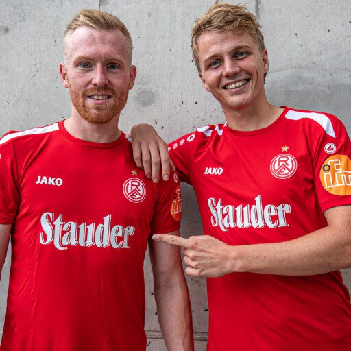 Niederrheinpokal: Stauder auf der Trikotbrust