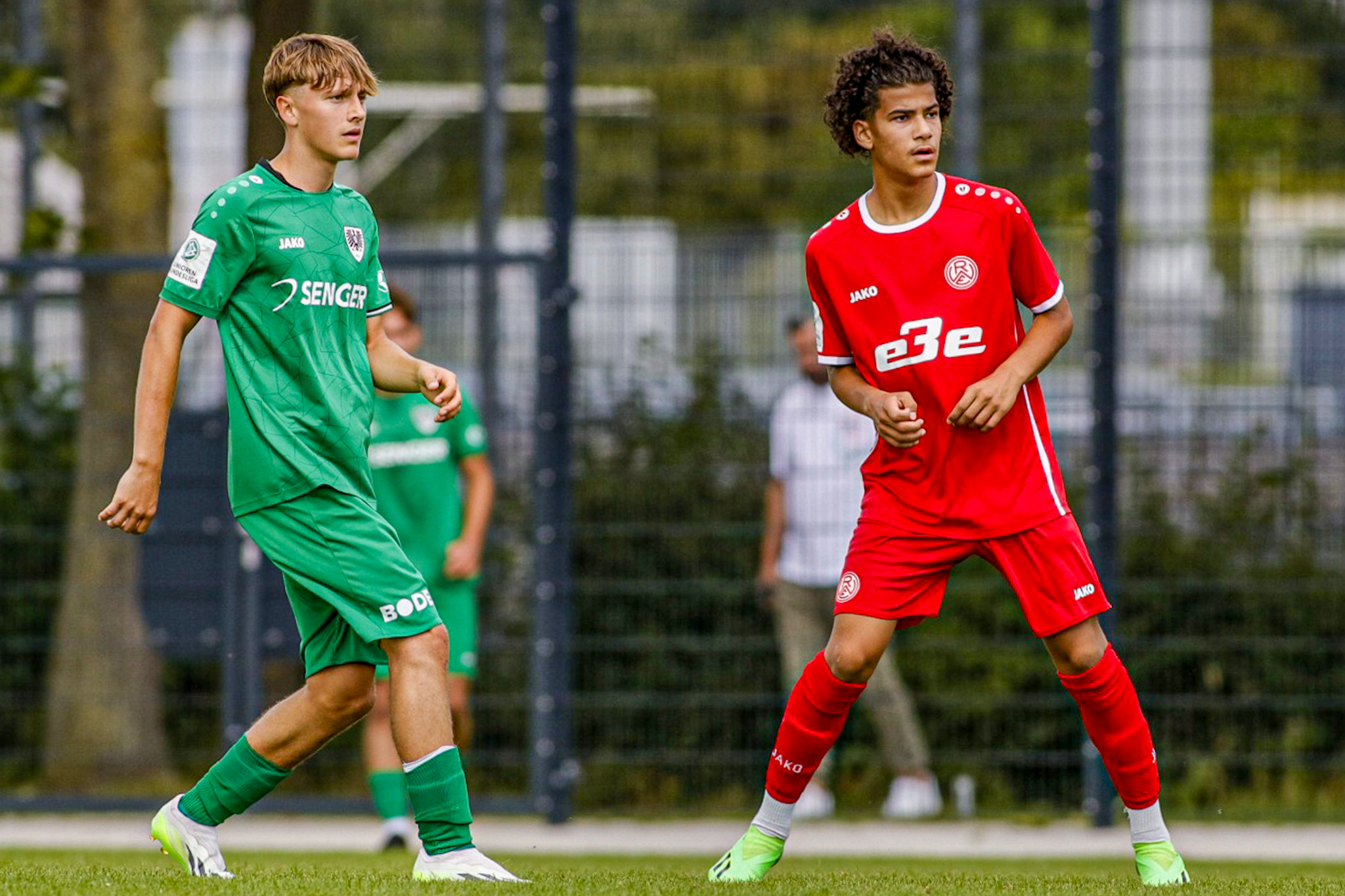 Nach dem Sieg gegen Fortuna Düsseldorf möchte Rot-Weiss Essens U17 bei Viktoria Köln nachlegen.