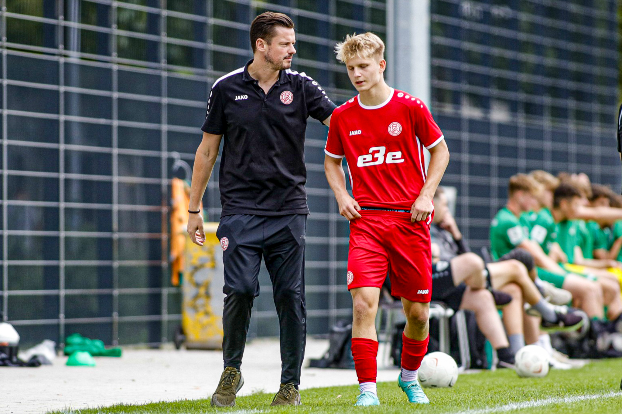 Konnte trotz des Ergebnisses mit der Leistung seines Teams zufrieden sein: Rot-Weiss Essen U17-Trainer Michael Delura.
