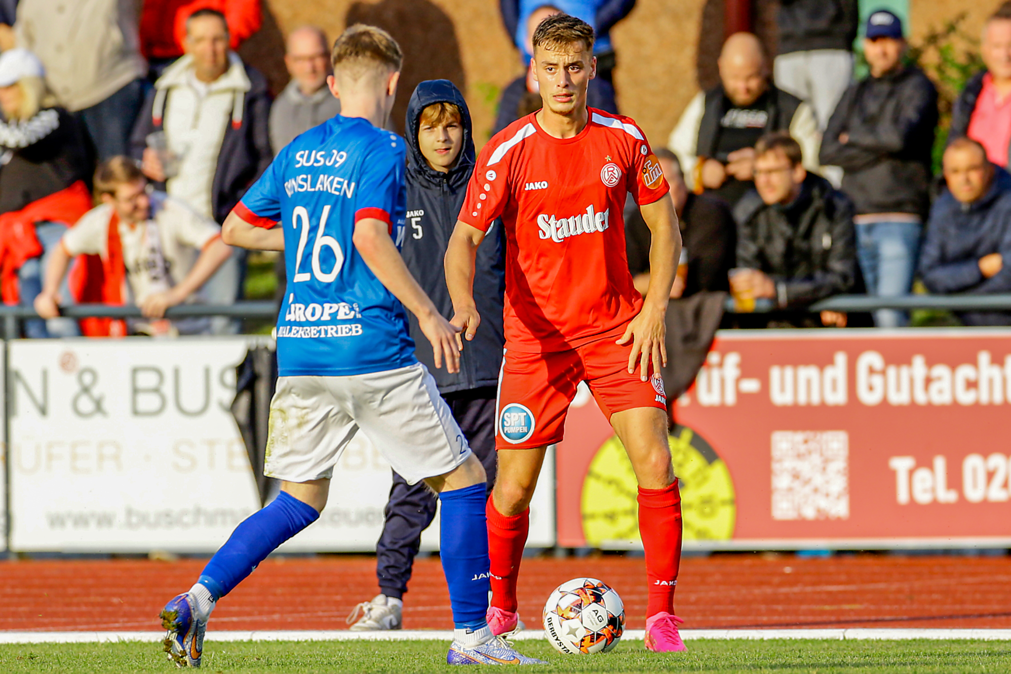 Rot-Weiss Essen löste am Mittwochabend mit einem 6:0-Erfolg über SuS 09 Dinslaken das Ticket für die 2. Pokalrunde.