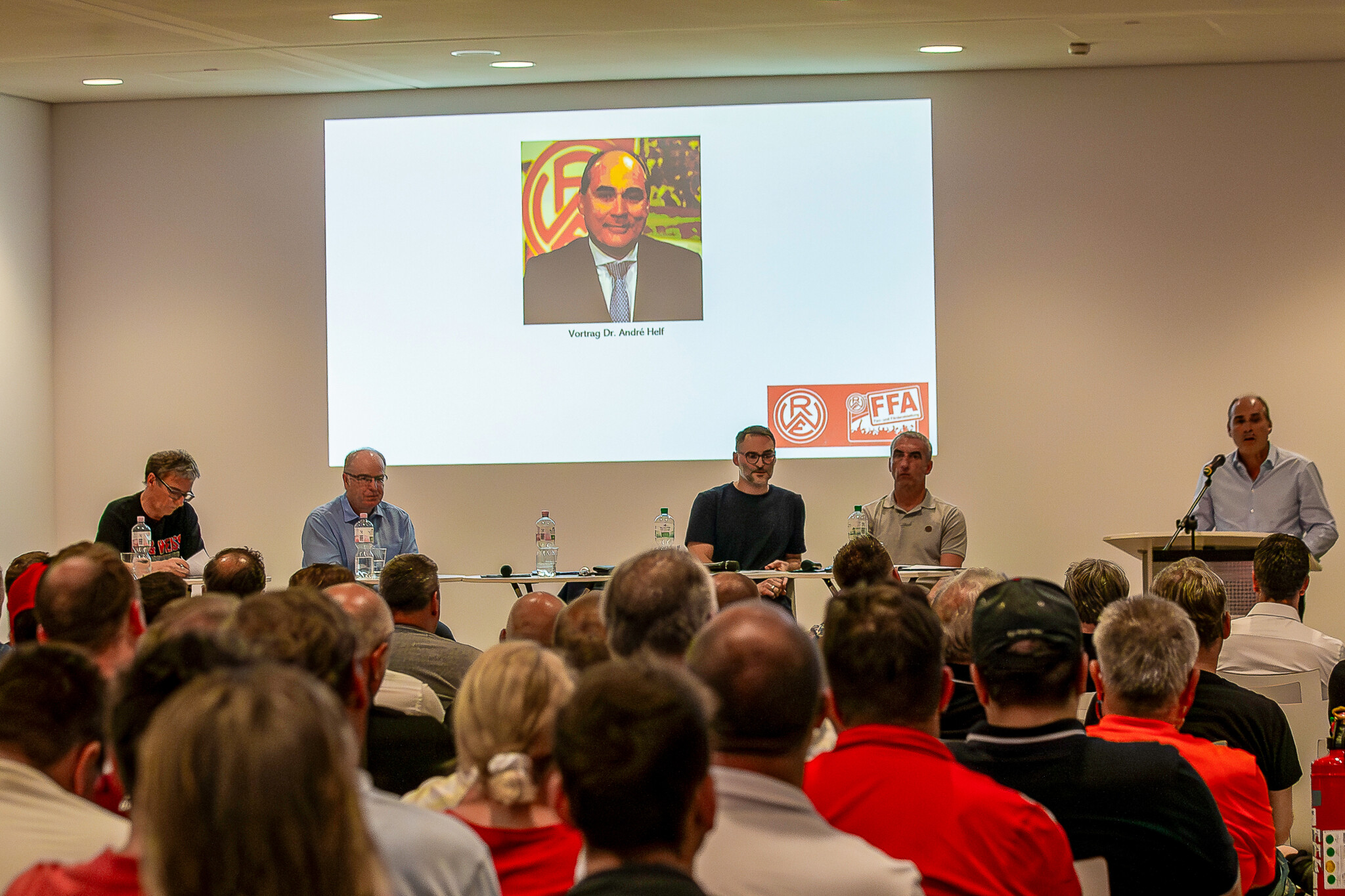 Kleine JHV: „Verein ist wirtschaftlich nicht gefährdet“ – Rot-Weiss Essen