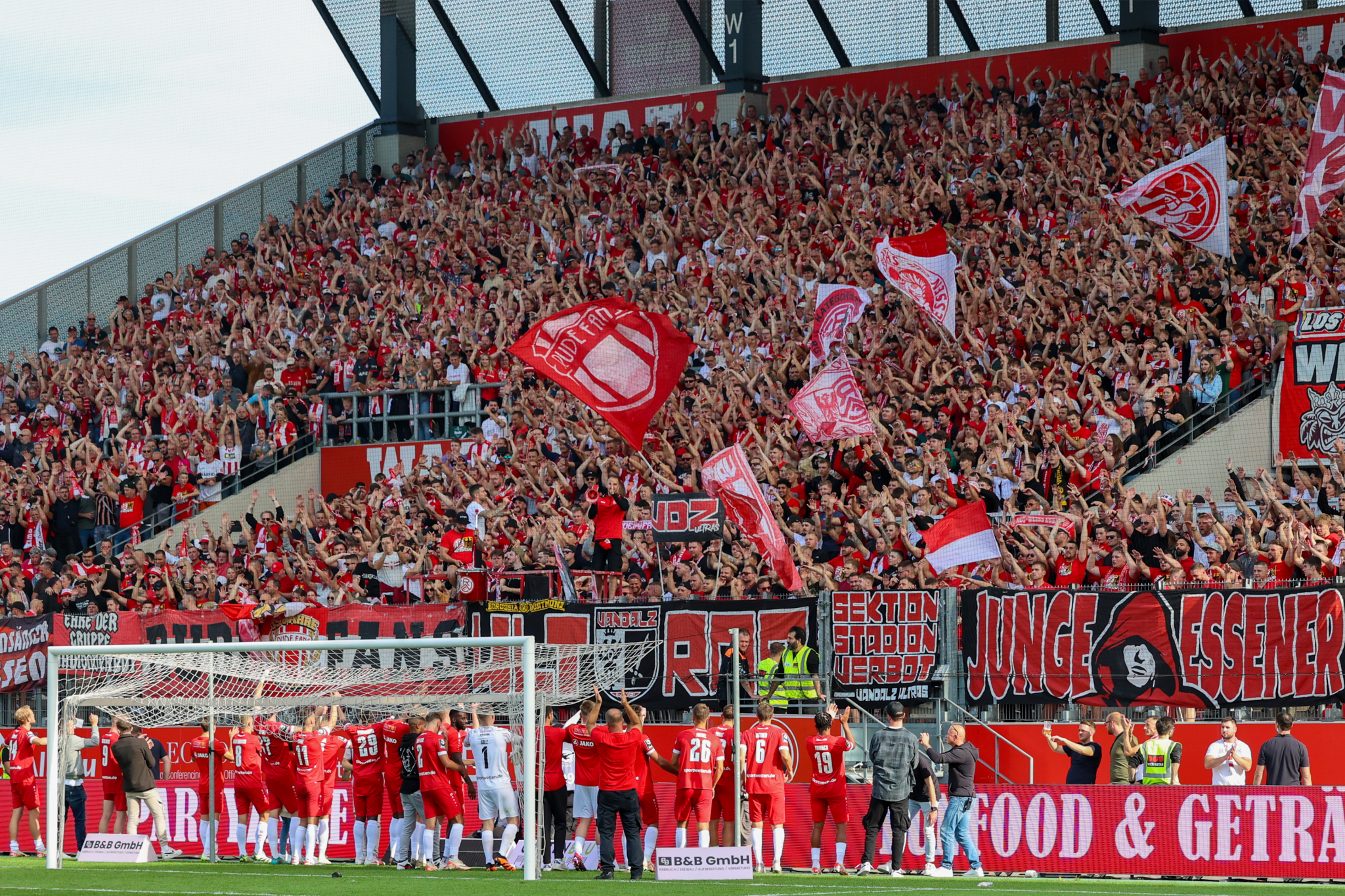 Rot-Weiss Essen kann am Samstag wieder auf die Unterstützung der Fans zählen.