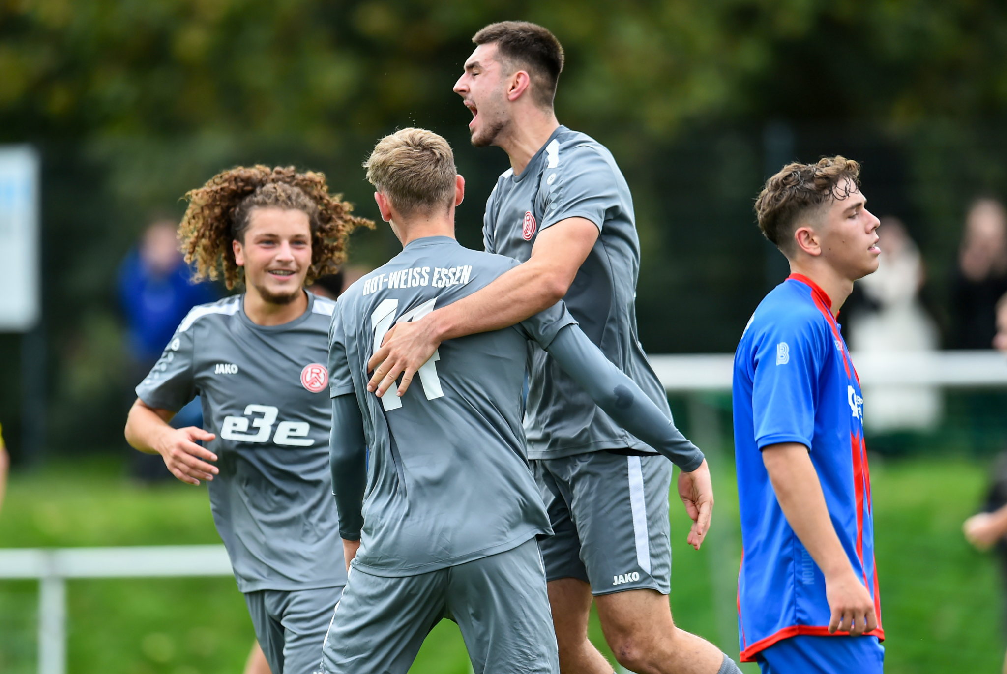 Der erste Treffer beim 3:1-Sieg der Rot-Weiss Essen U19 über Uerdingen gelang Gianluca Swajkowski.