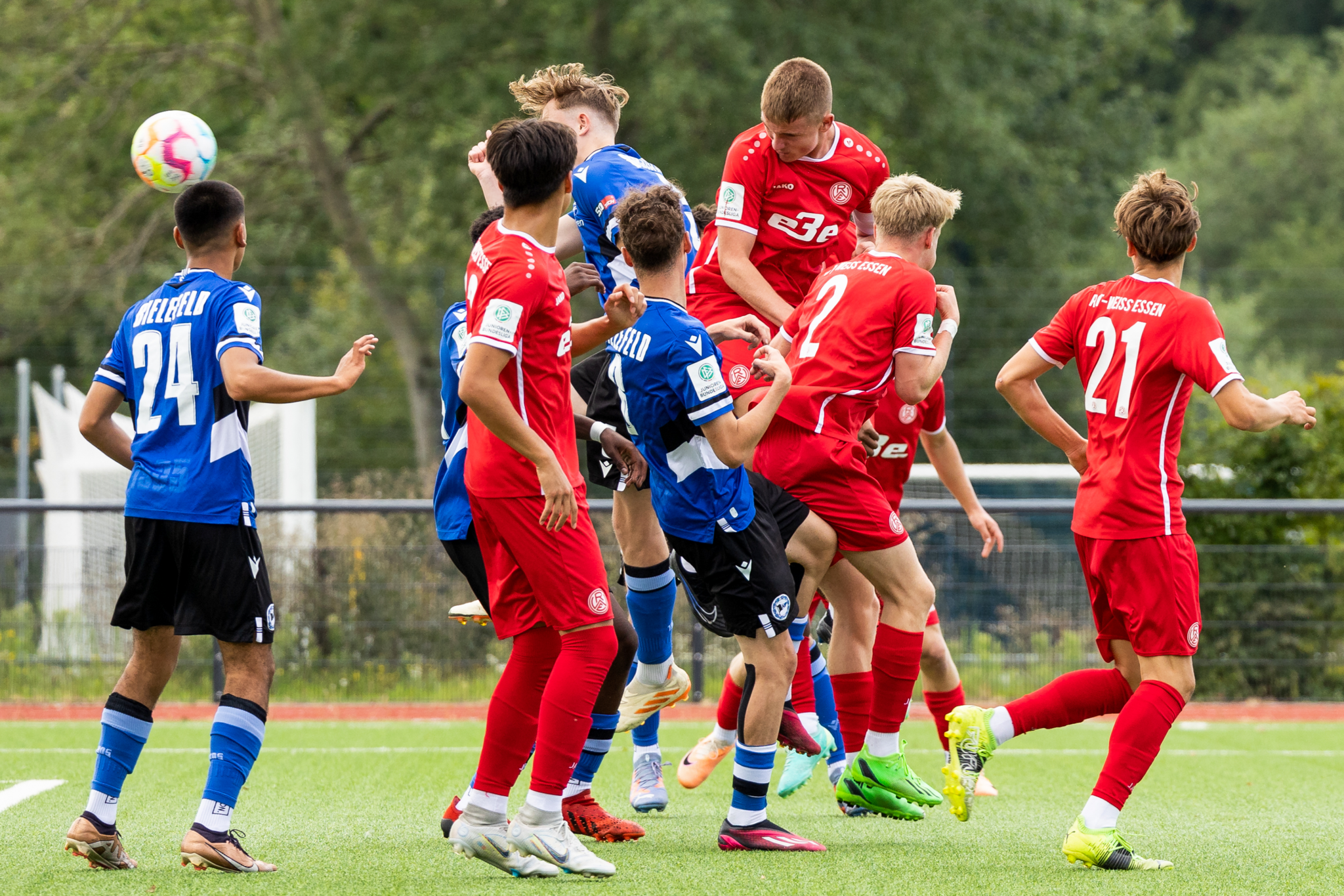 Rot-Weiss Essens U17 muss in Leverkusen fünfte Saison-Niederlage hinnehmen.