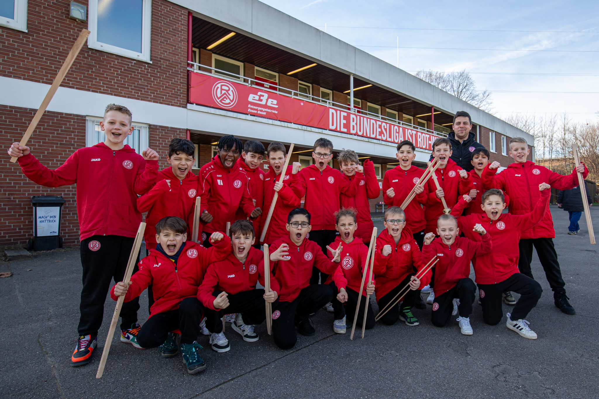 Motiviert startete Rot-Weiss Essens U11 in den "SauberZauber".