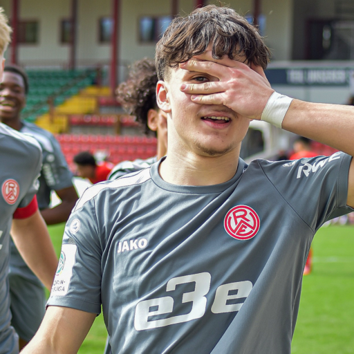 U17: Rot-Weiss gegen Blau-Weiß