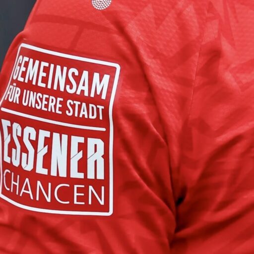 Trikot-Auktion läuft gut an!
