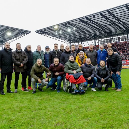 DFB-Pokalhelden von 1994 waren bei 1860-Heimspiel zu Besuch