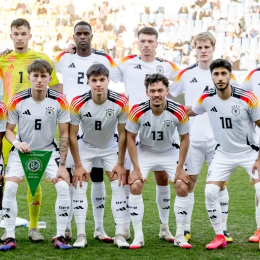 DFB-U20 gewinnt mit Kapitän Julian Eitschberger
