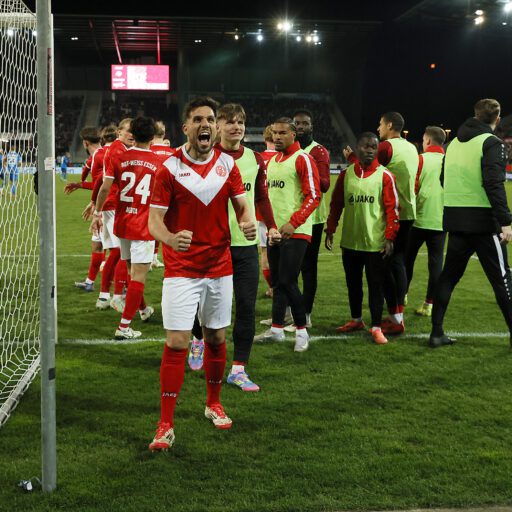 Arslan-Doppelpack! RWE ringt Rostock nieder