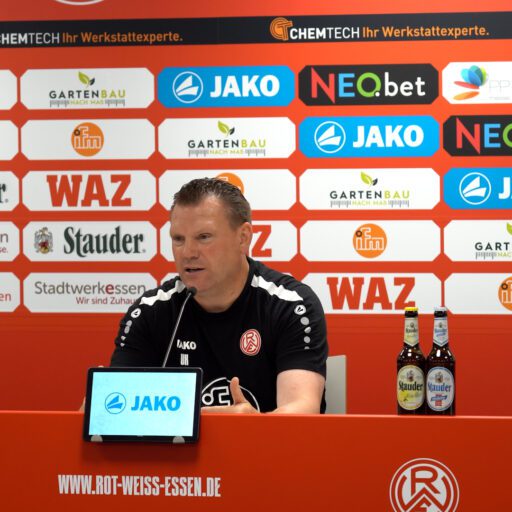 PK vor letztem Ligaspiel der Saison beim VfB Stuttgart II