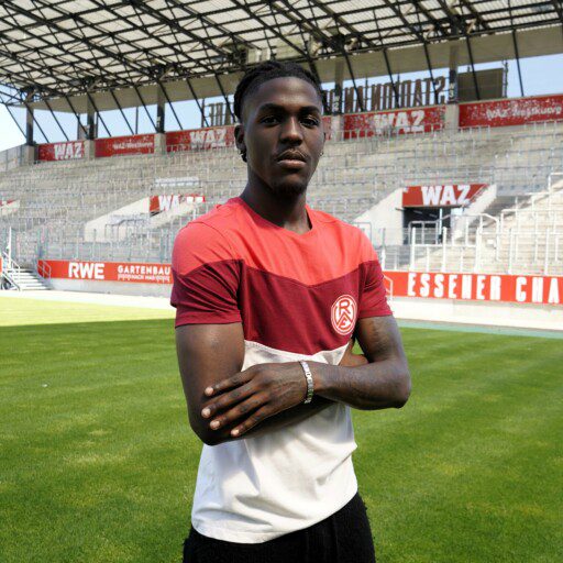 RWE leiht Franci Bouebari vom SC Freiburg aus