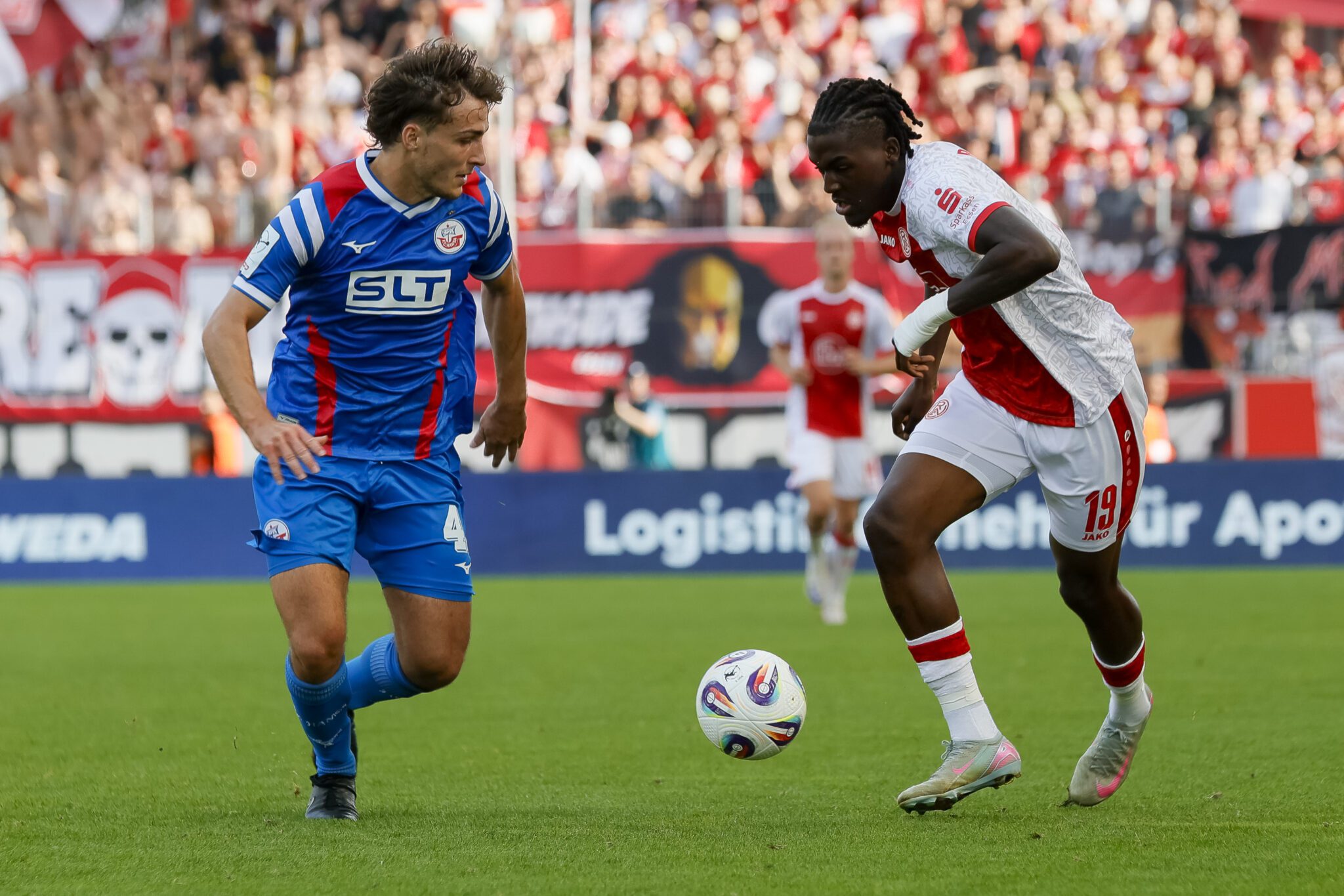 Franci Bouebari: „Erst mit elf Jahren mit Fußball angefangen“ – Rot-Weiss Essen