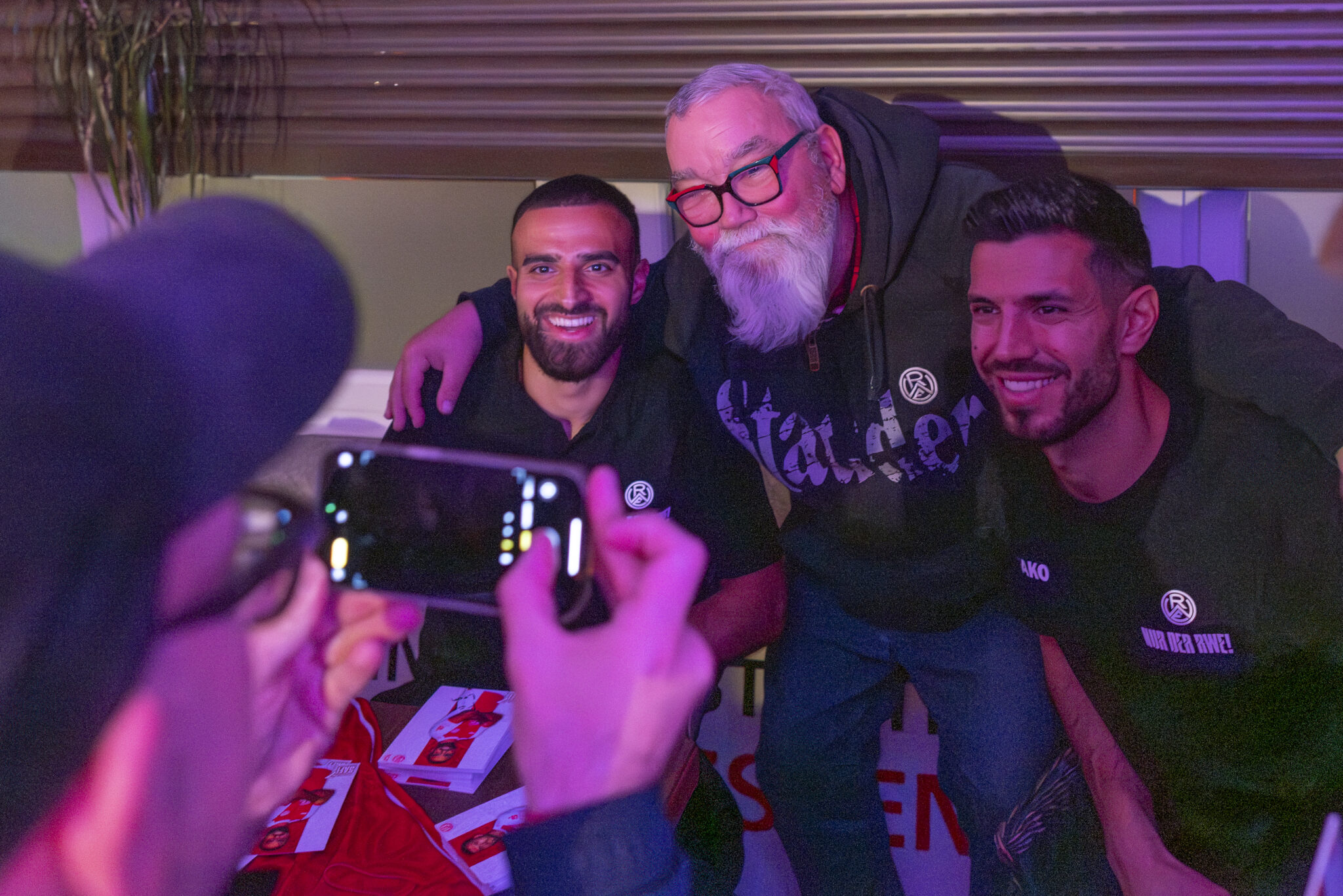 Hüttenabend mit Ramien Safi und Klaus Gjasula – Rot-Weiss Essen