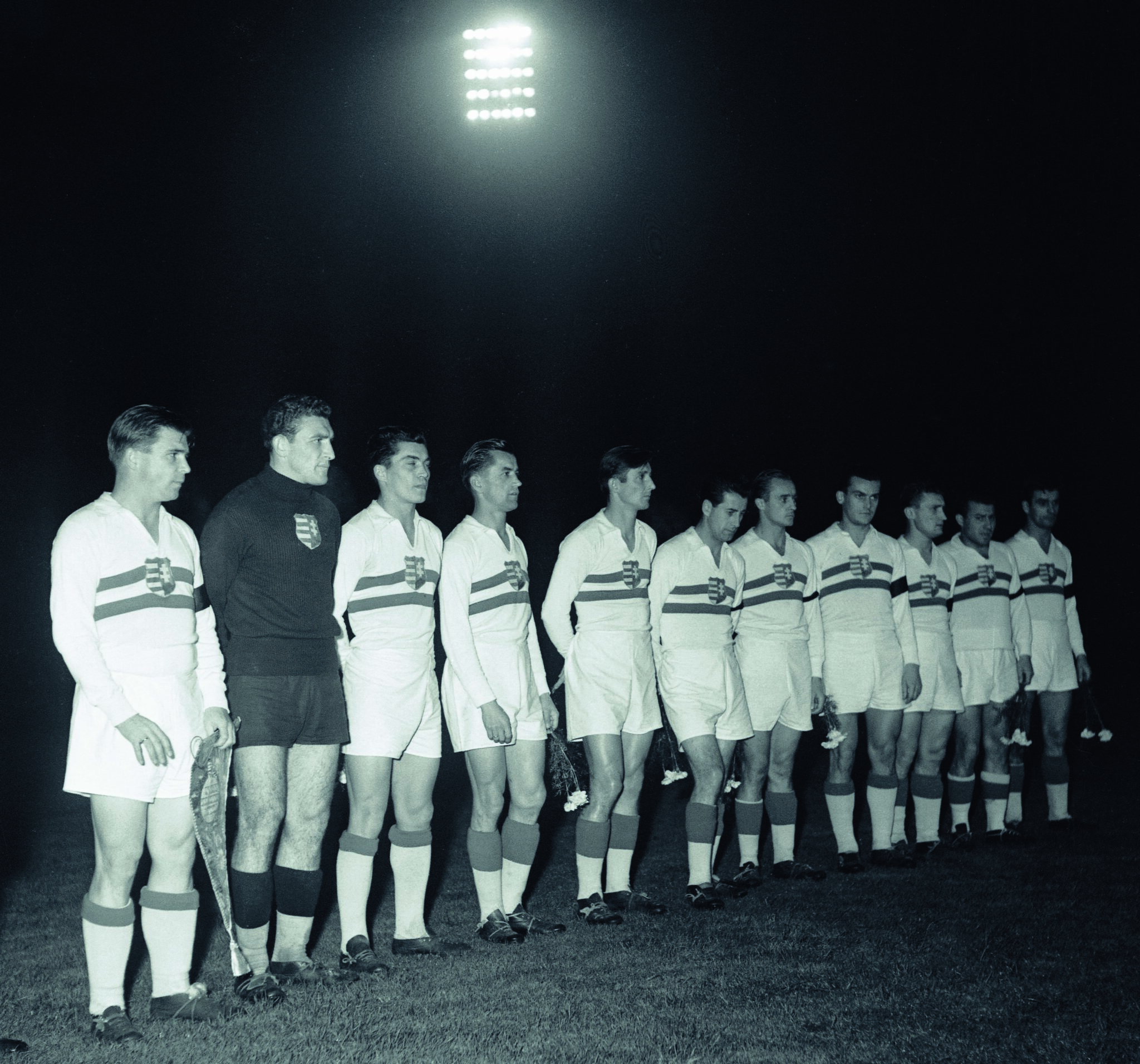 “Schöner als ein Endspiel – Dieses Spiel wird Essen nie vergessen” – Rot-Weiss Essen