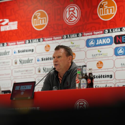 Pressekonferenz vor Viktoria Köln