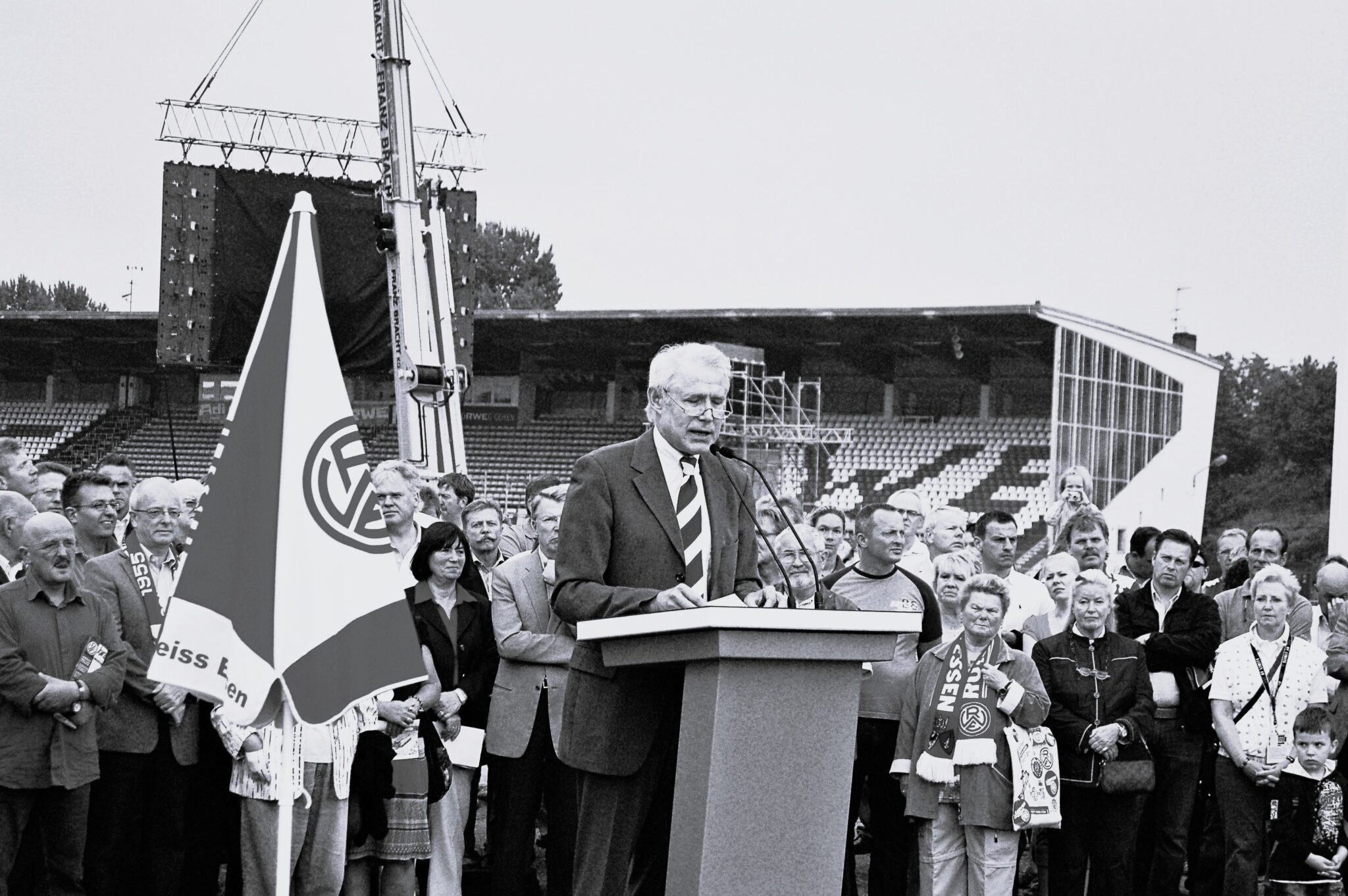 RWE trauert um Dr. Wolfgang Reiniger – Rot-Weiss Essen