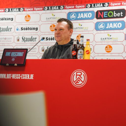 Pressekonferenz vor Wiesbaden