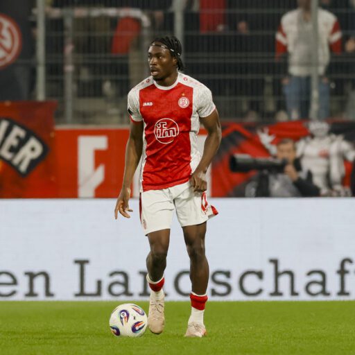 Dickson Abiama: „Habe das Fußballspielen neu gelernt“