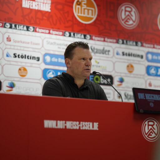 Pressekonferenz nach Aue