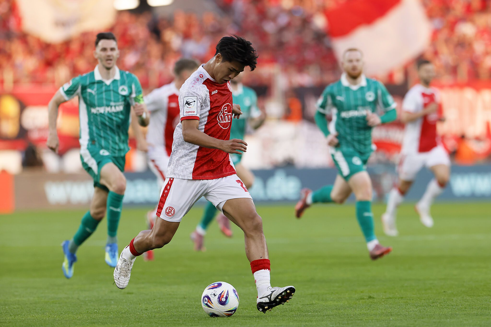 Müsels Traumtor bringt RWE nah an den Aufstieg – Rot-Weiss Essen