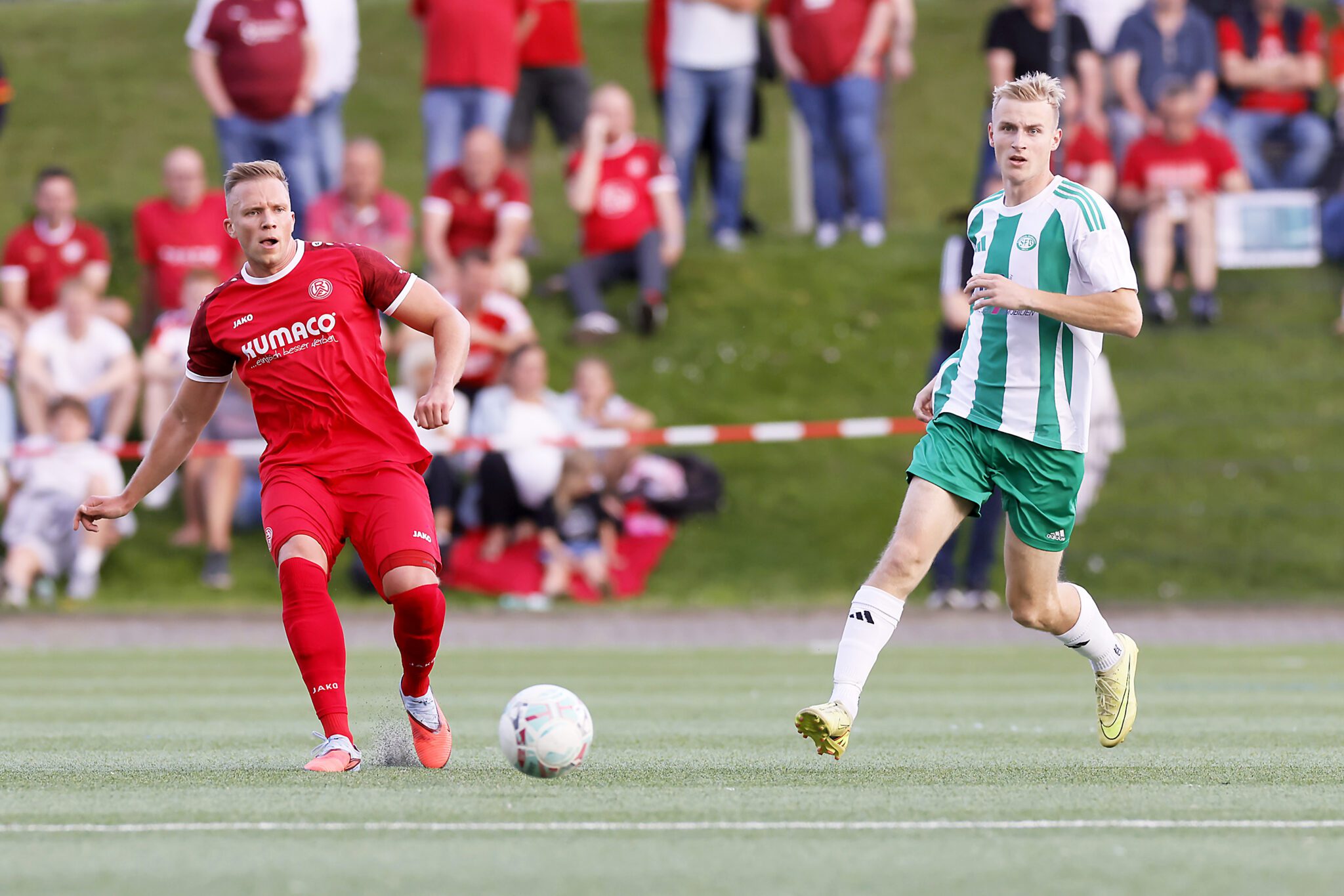 Dritter Aufstieg in Folge! Die "Zwote" spielt künftig Landesliga – Rot-Weiss Essen