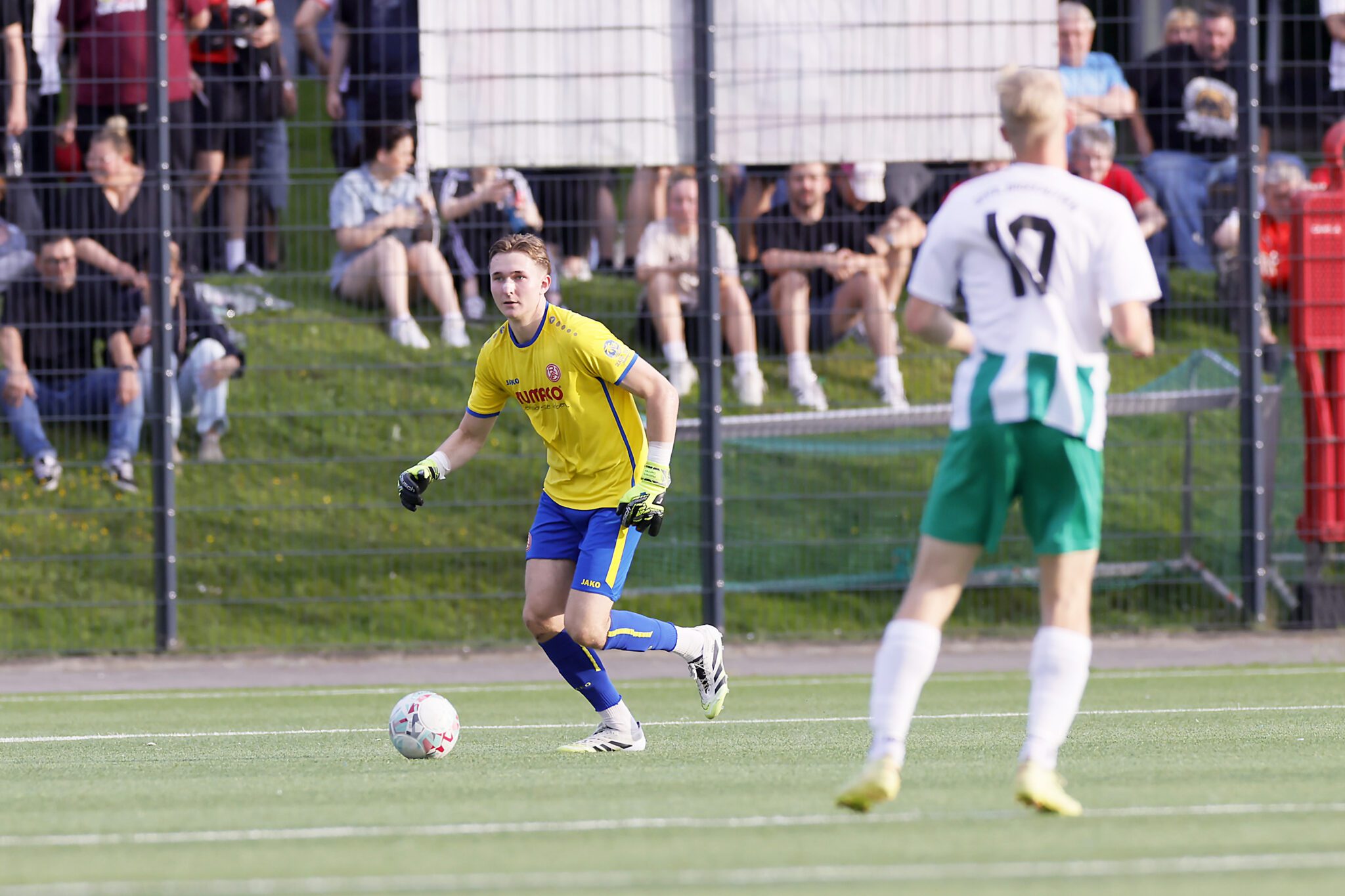 Dritter Aufstieg in Folge! Die "Zwote" spielt künftig Landesliga – Rot-Weiss Essen