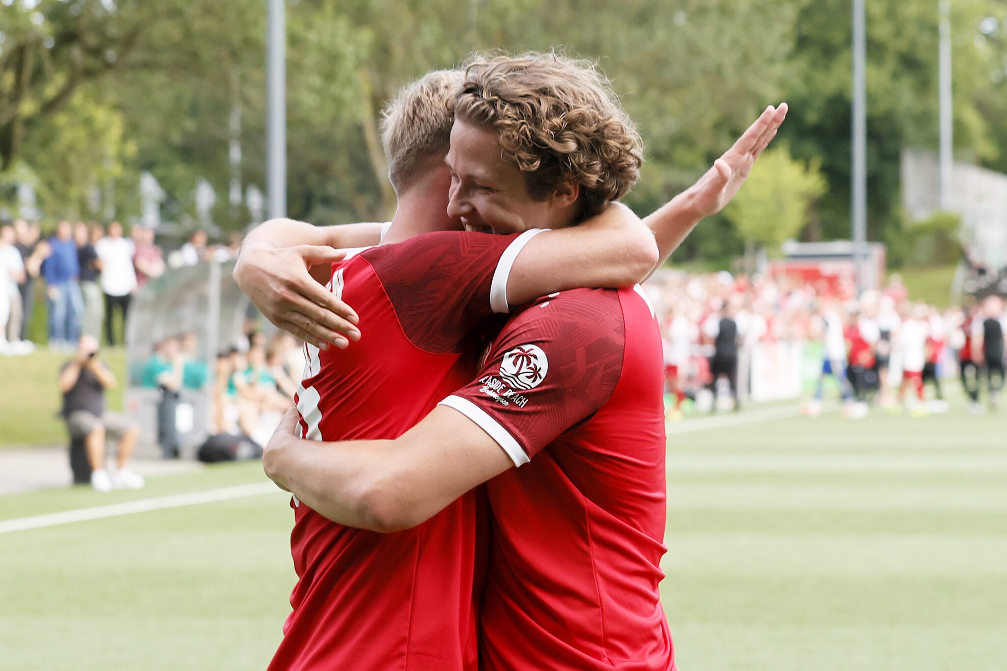 Dritter Aufstieg in Folge! Die "Zwote" spielt künftig Landesliga – Rot-Weiss Essen