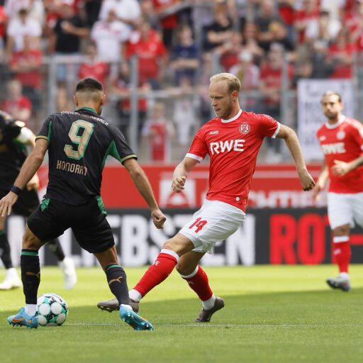 Guter Test an der Hafenstraße: RWE unterliegt Gladbach 1:2