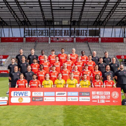 Das offizielle Mannschaftsfoto für die Saison 2026/27