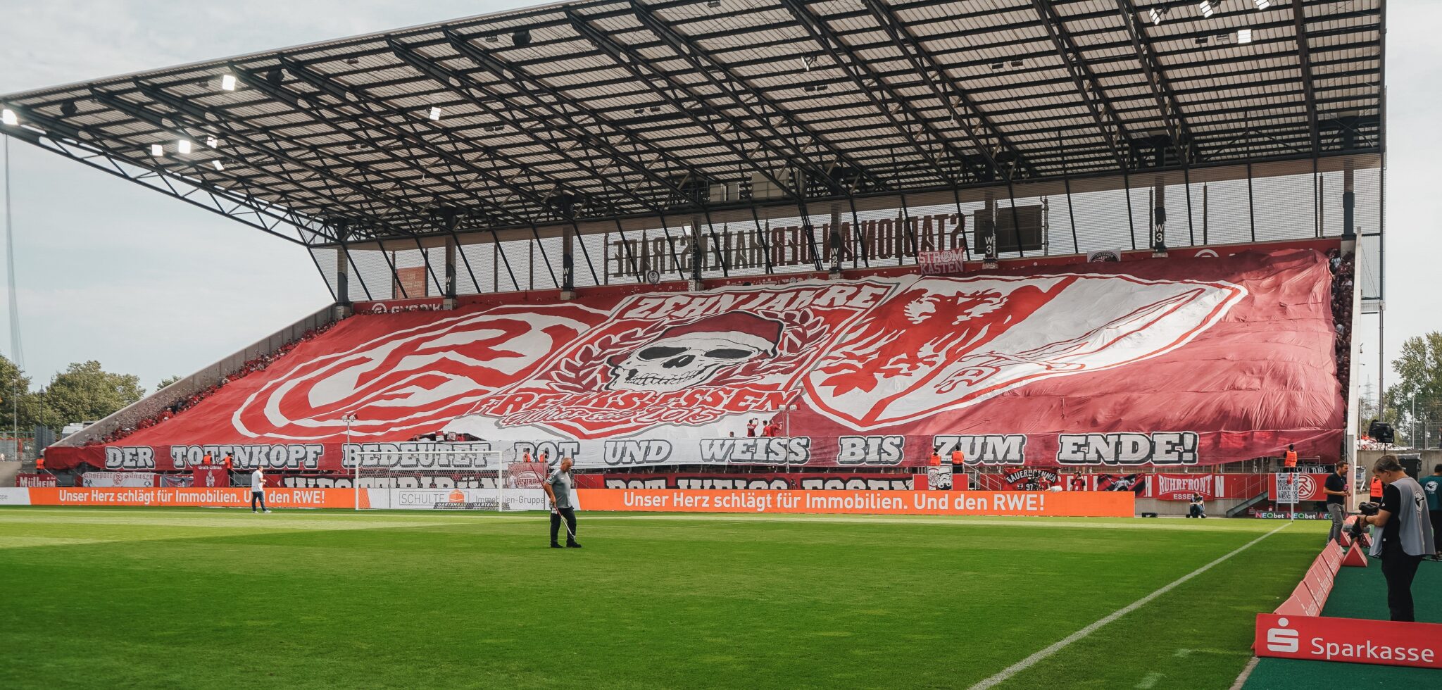 Allesfahrer-Dauerkarte – Rot-Weiss Essen