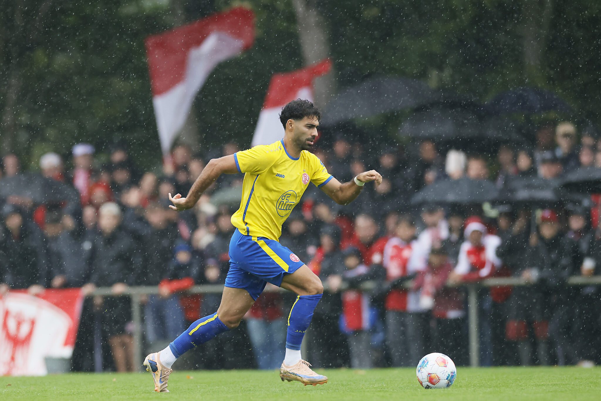 Niederrheinpokal: RWE zieht in Sonsbeck in 2. Runde ein – Rot-Weiss Essen