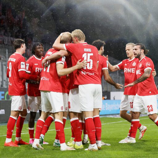 1:0 gegen Regensburg: RWE baut Heimserie aus